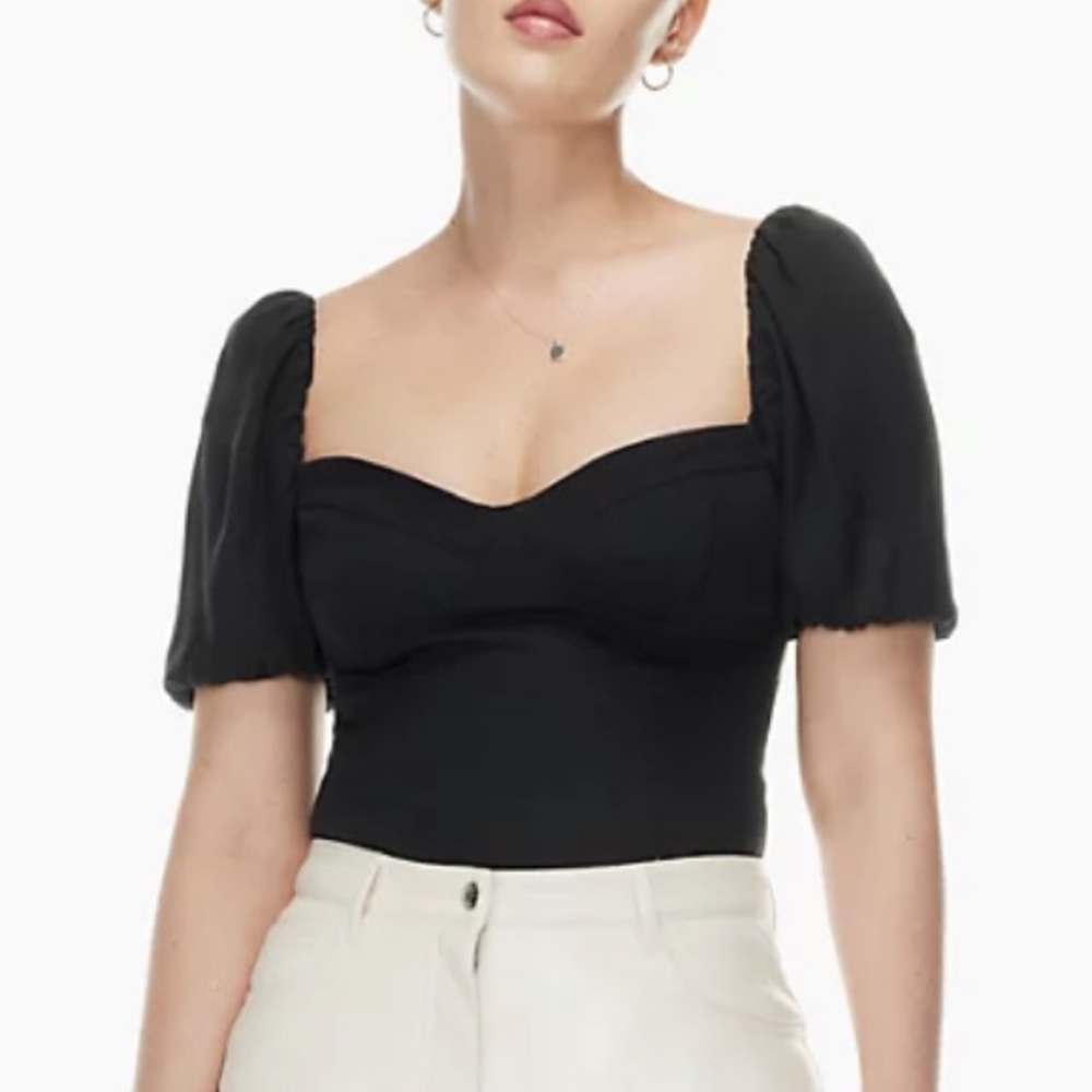 Wilfred Novella Shortsleeve Blouse from Aritzia